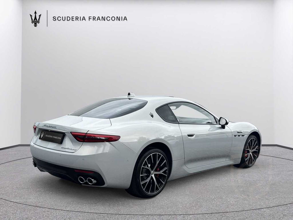 Maserati GranTurismo Modena