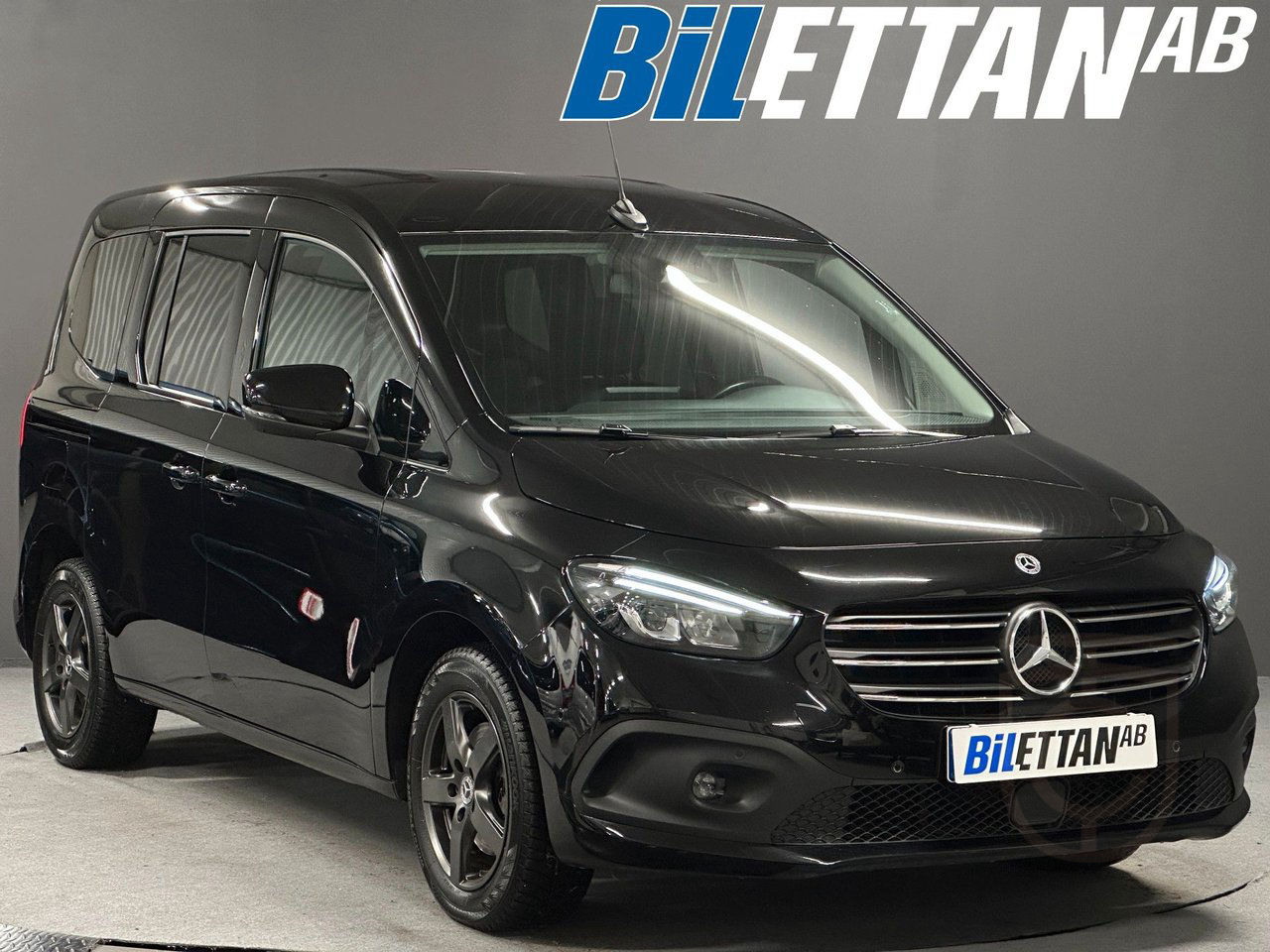 Mercedes-Benz T 180 d DCT Style Edition Premiumpaket