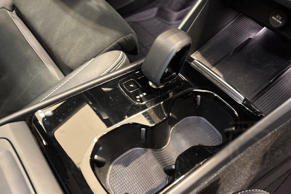 Volvo C40 Recharge Single Motor Extended Range Recharge Exte