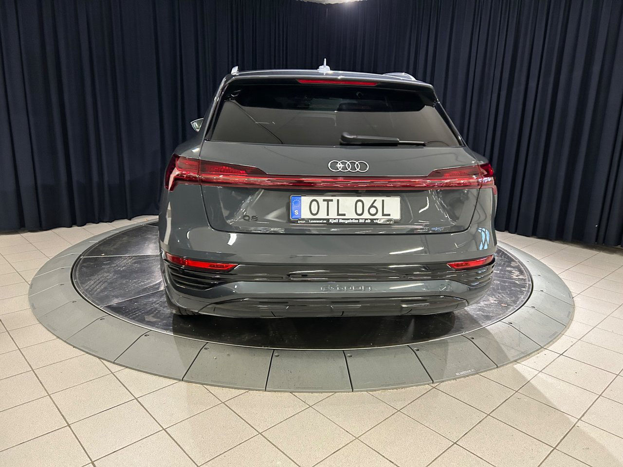 Audi Q8 50 e-tron quattro