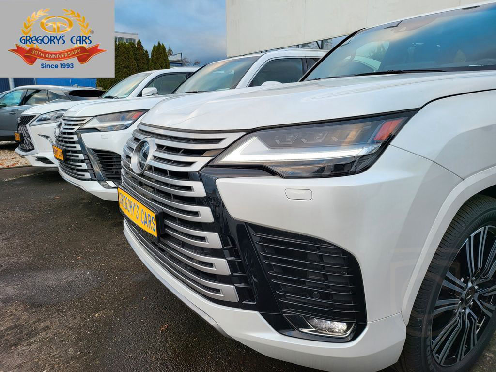 Lexus LX500+2025+FULL+RearTVs+12unitsBERLIN+EUvers&reg