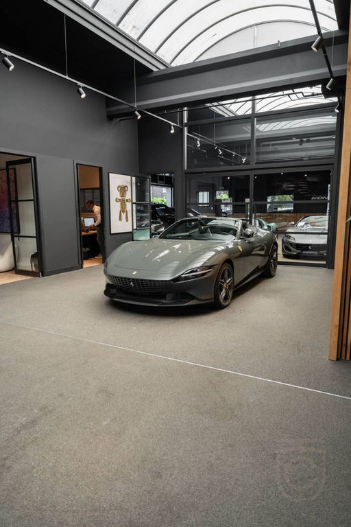 Ferrari Roma Spider Historic Colour Carbon 3.9 V8 Alcant