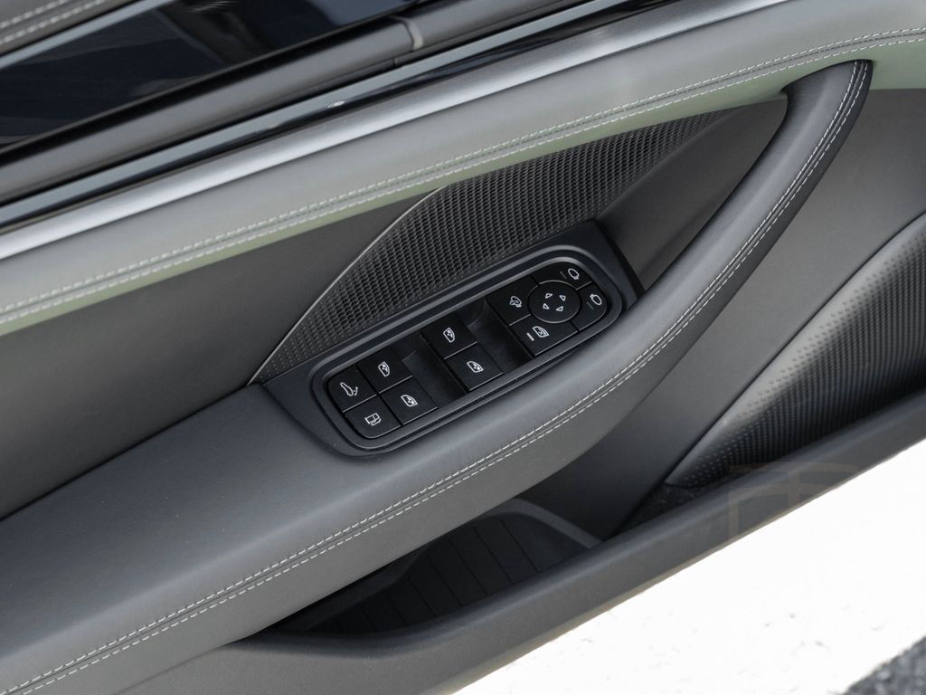 Porsche Panamera 4S E-Hybrid Pano HD-Matrix 18 Wege 21''