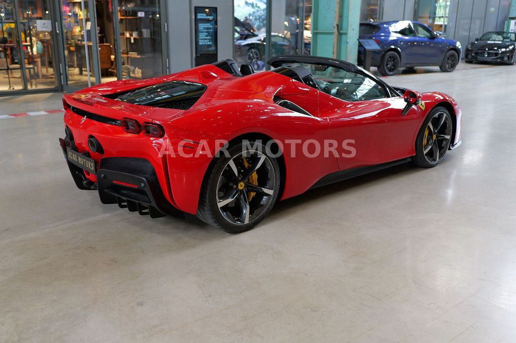 Ferrari SF90