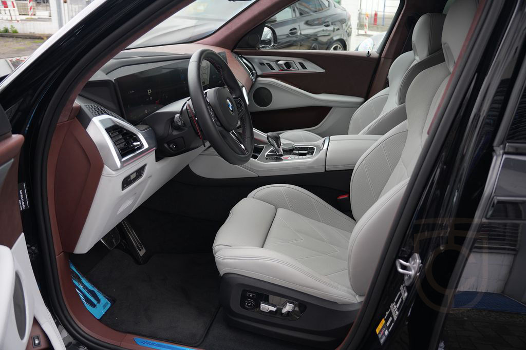 BMW XM BLACK EDITION-ACC-AHK-23M-LEDER SILVERSTONE
