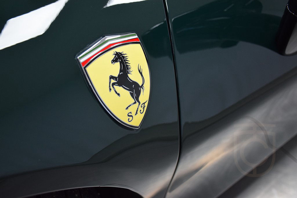 Ferrari SF90 Spider 4.0 V8 DCT 735kW 2024