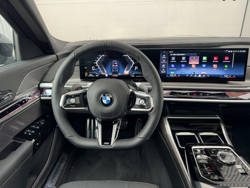 BMW 740 7-serie 740d xDrive M-sport|B&W|21"|Elektr.