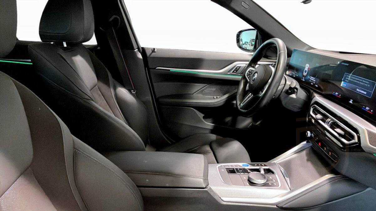 BMW i4 M50