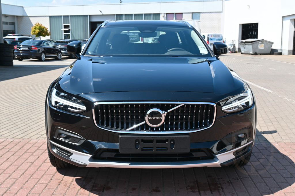 Volvo V90 B4 D AWD Cross Country Plus*Pano*STHZG*AHK