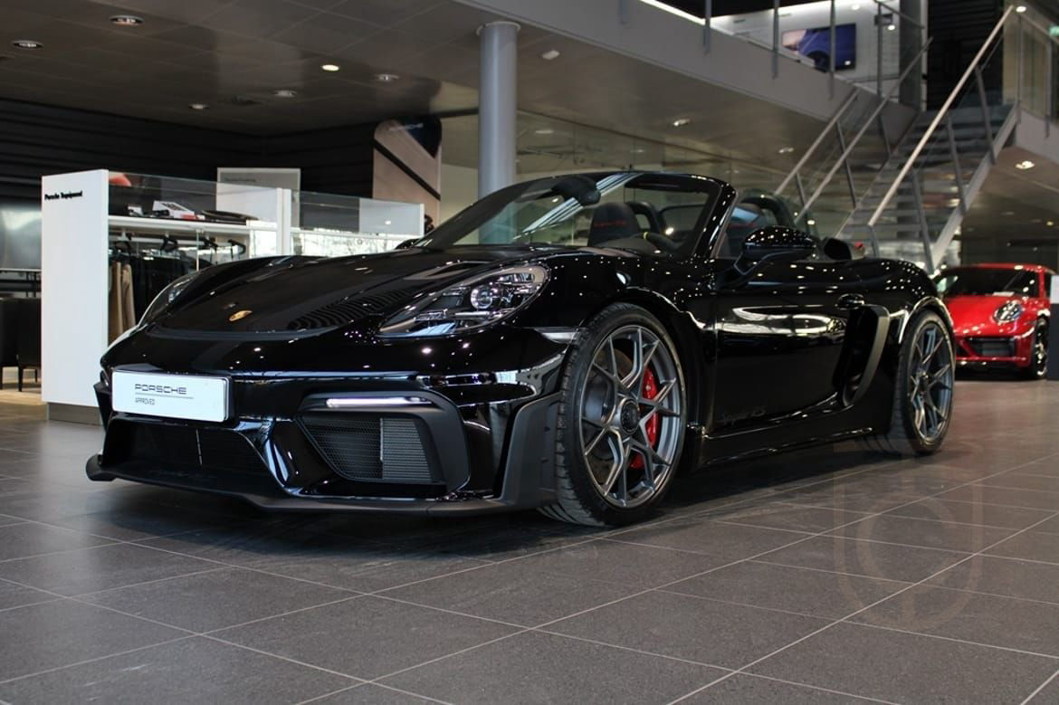 Porsche 718 Spyder RS