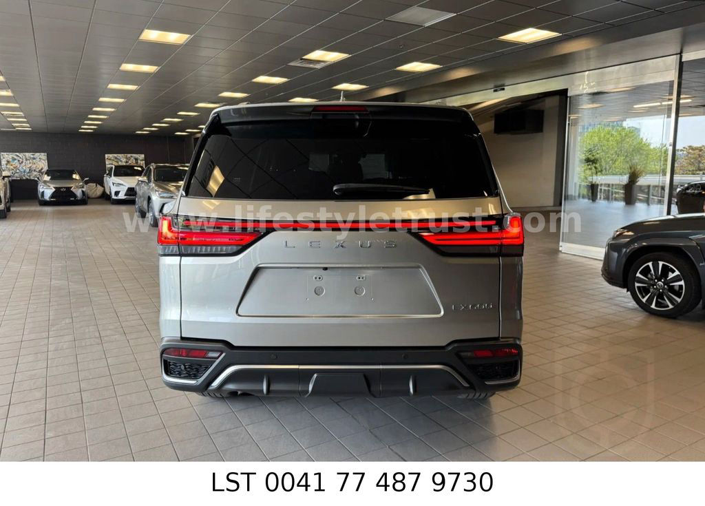 Lexus LX 600 F-Sport 4WD - 2023 - € 87.500 T1 EXPORT