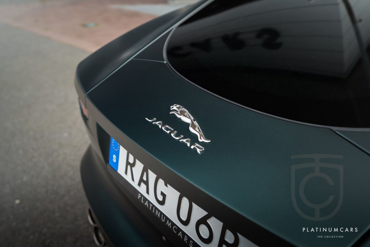 Jaguar F-Type R Quickshift