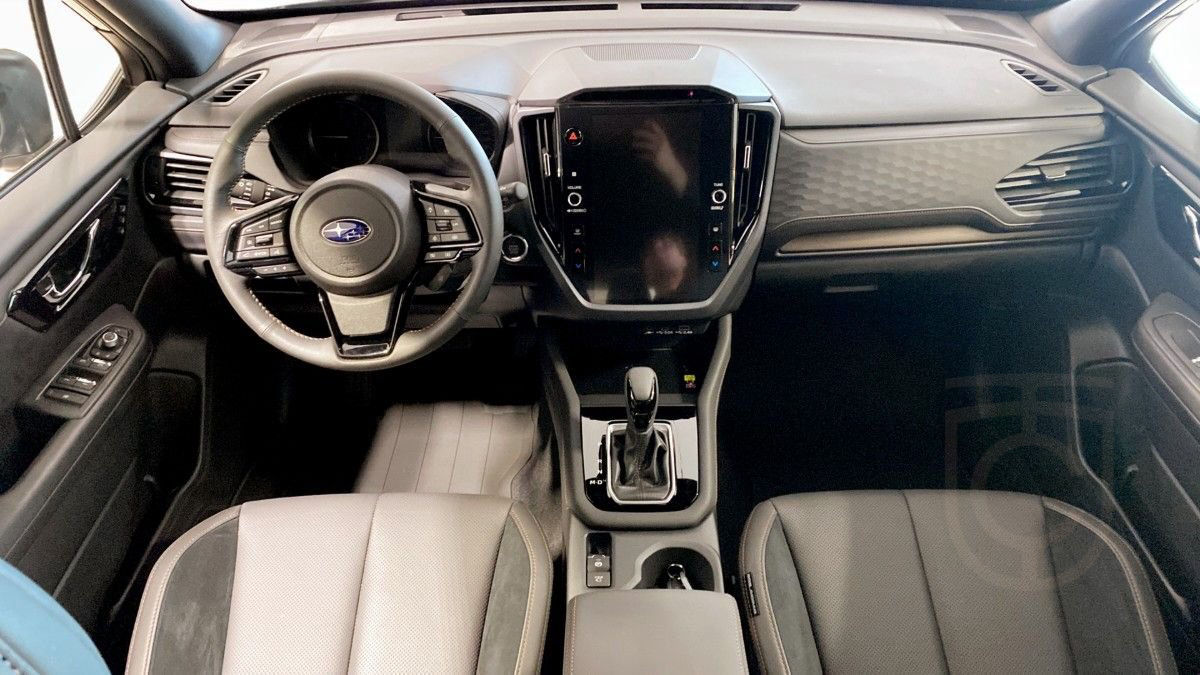 Subaru Forester 2.0 E-BOXER LIMITED