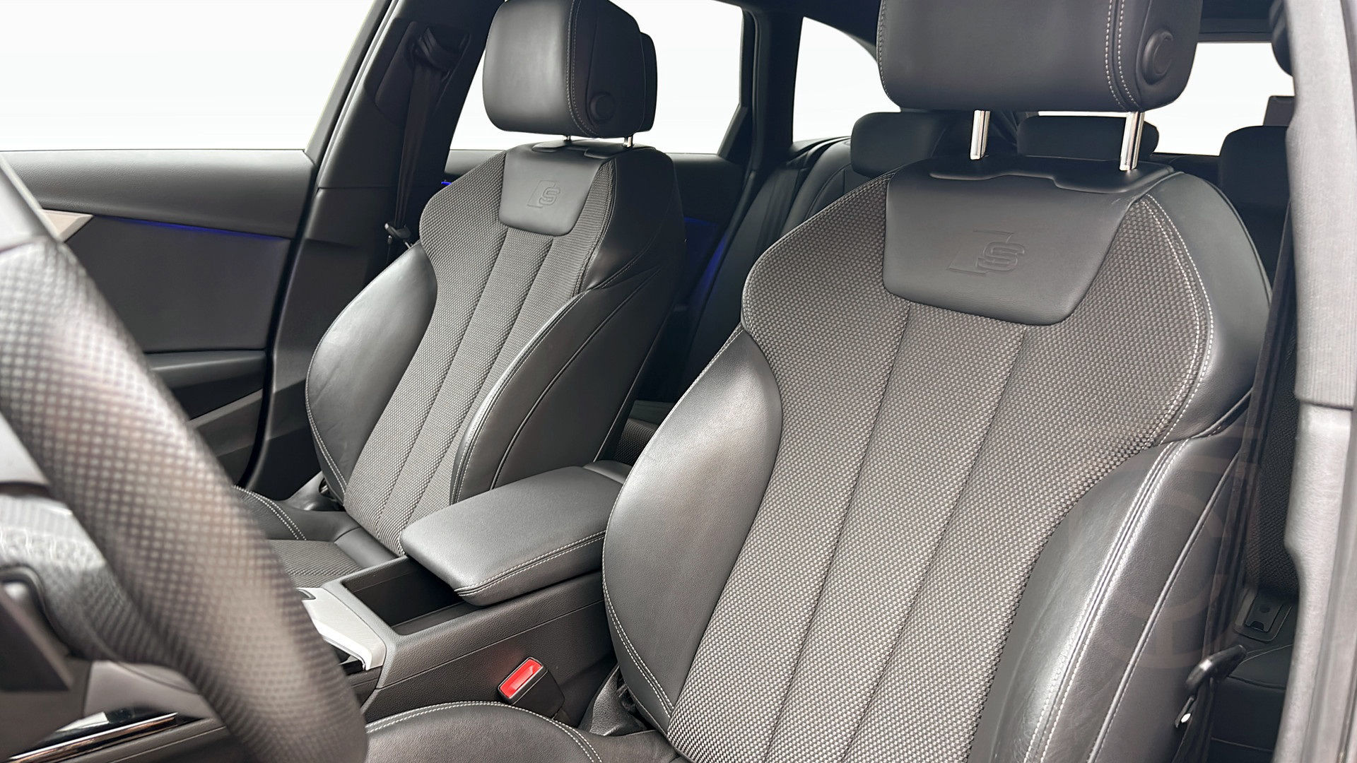 Audi A4 Avant 40 TFSI quattro