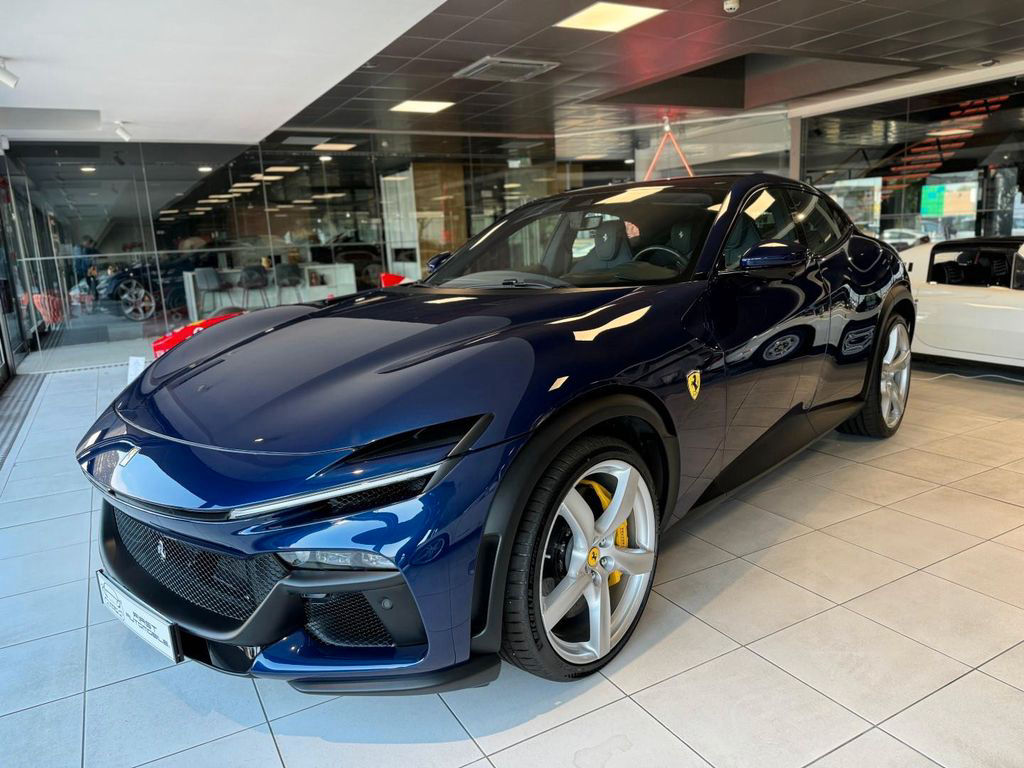 Ferrari Purosangue V12 725 DCT 4WD
