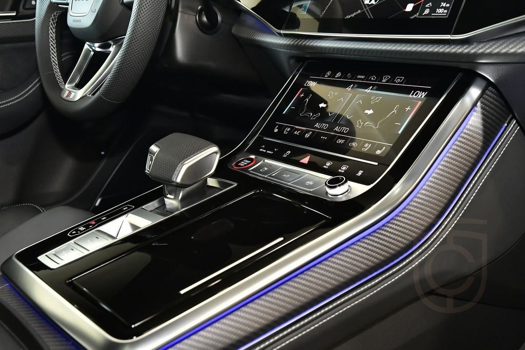 Audi SQ7 SUV TFSI 373(507) kW(PS) tiptronic