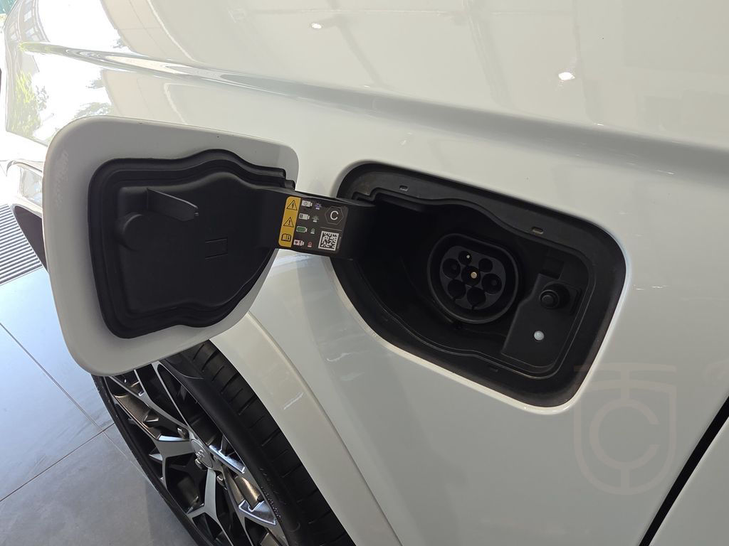 Jeep Grand Cherokee PLUG-IN HYBRID MY24-SUMMIT 380PS
