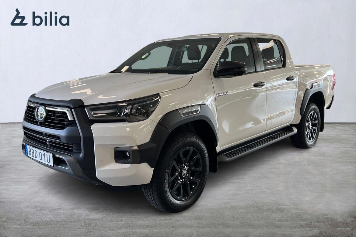 Toyota Hilux D-Cab 2,8 4WD Invincible