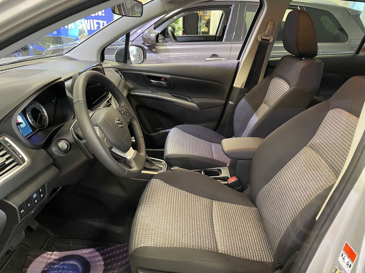 Suzuki S-Cross Select HEV AllGrip AGS