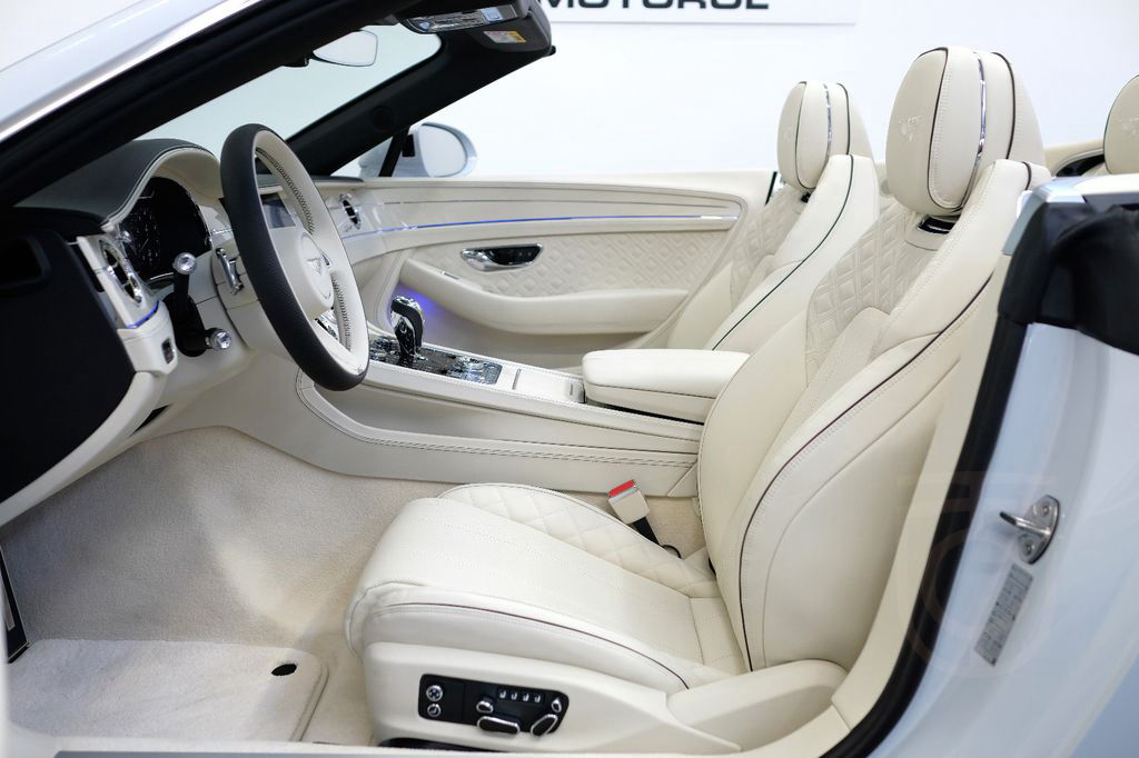 Bentley Continental GTC Speed W12/MULLINER/CARBON/NAIM