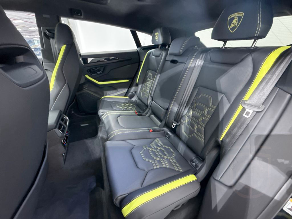 Lamborghini Urus 4.0 V8 PHEV SE