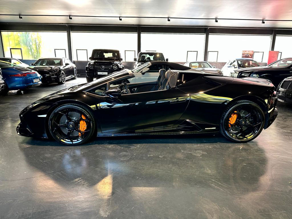 Lamborghini Huracán EVO Spyder*Lift*Sensonum*Wartungspaket