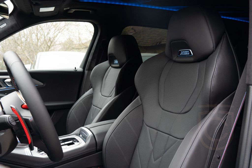 BMW XM 50e DR.ASS.PRO..MASSAGE.SOFTCL.360°.H/K.AHK