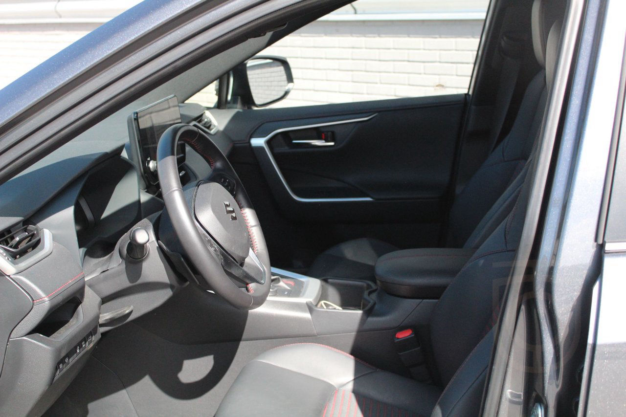 Suzuki Across 2.5 AWD E-CVT Inclusive