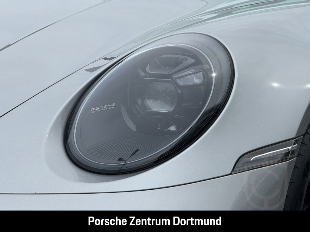 Porsche 992 911 Targa 4 GTS BOSE Sportabgasanlage LED