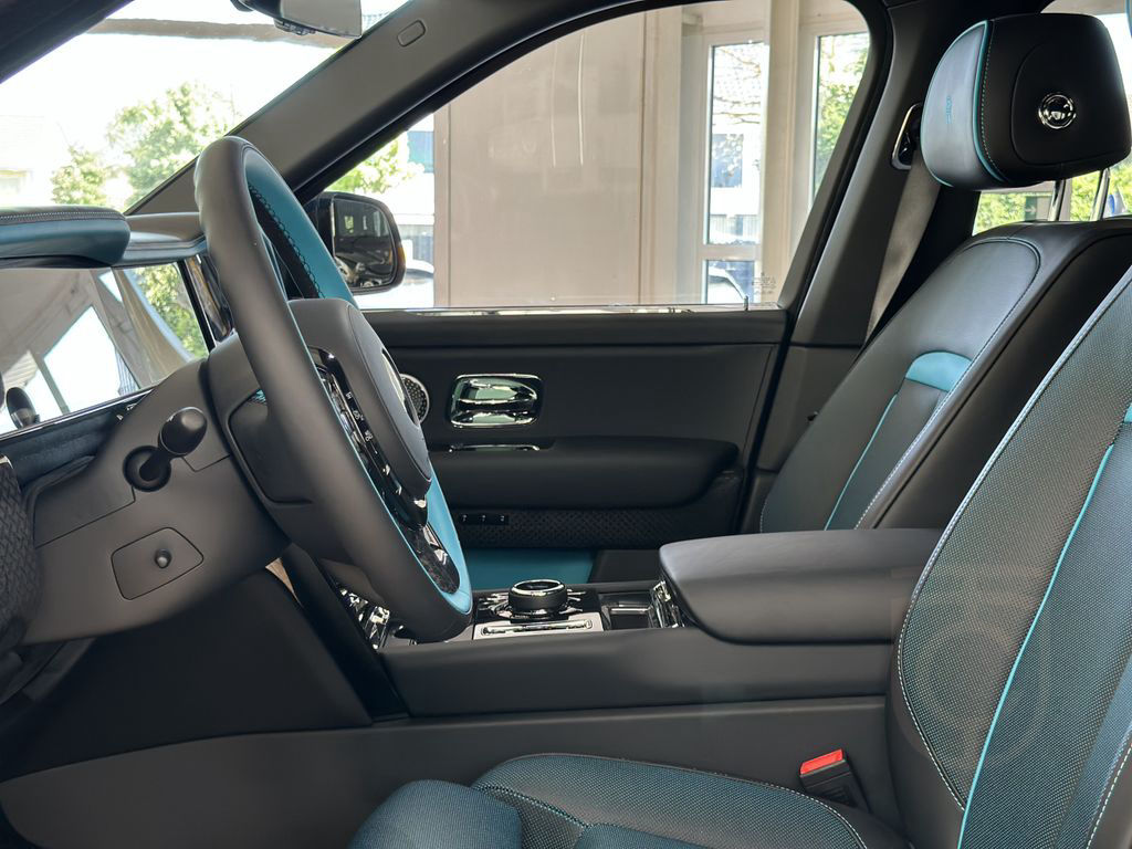 Rolls-Royce Cullinan Black Badge
