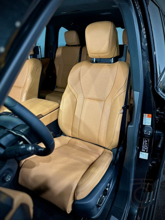 Lexus LX 600 Luxury MY24/Rear TV/In Stock/full options