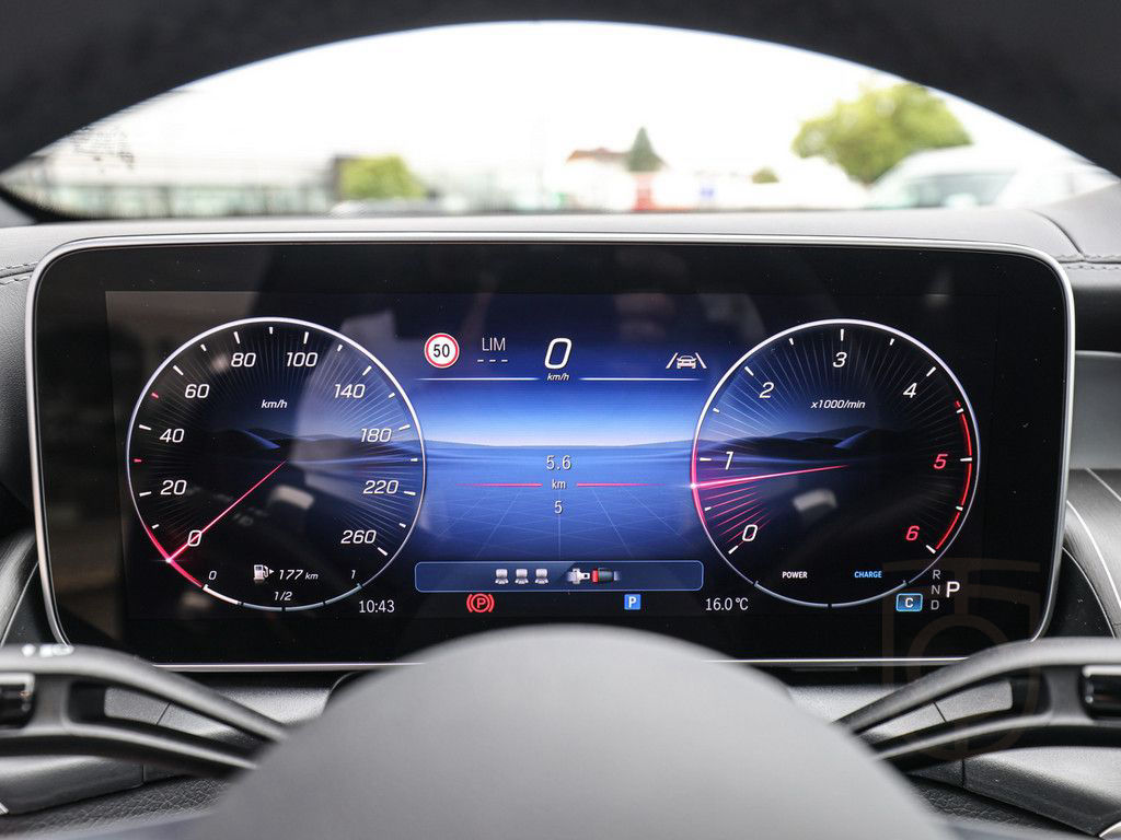 Mercedes-Benz GLC 220 d 4MATIC AHK Abstandstemp. LED Pano Navi