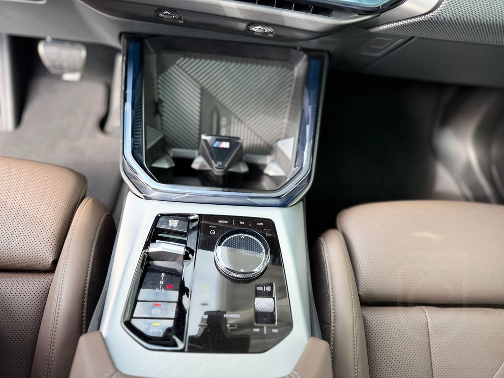 BMW X3 M50 M-PAKET PRO / PANO / AHK / PREMIUM & INNO