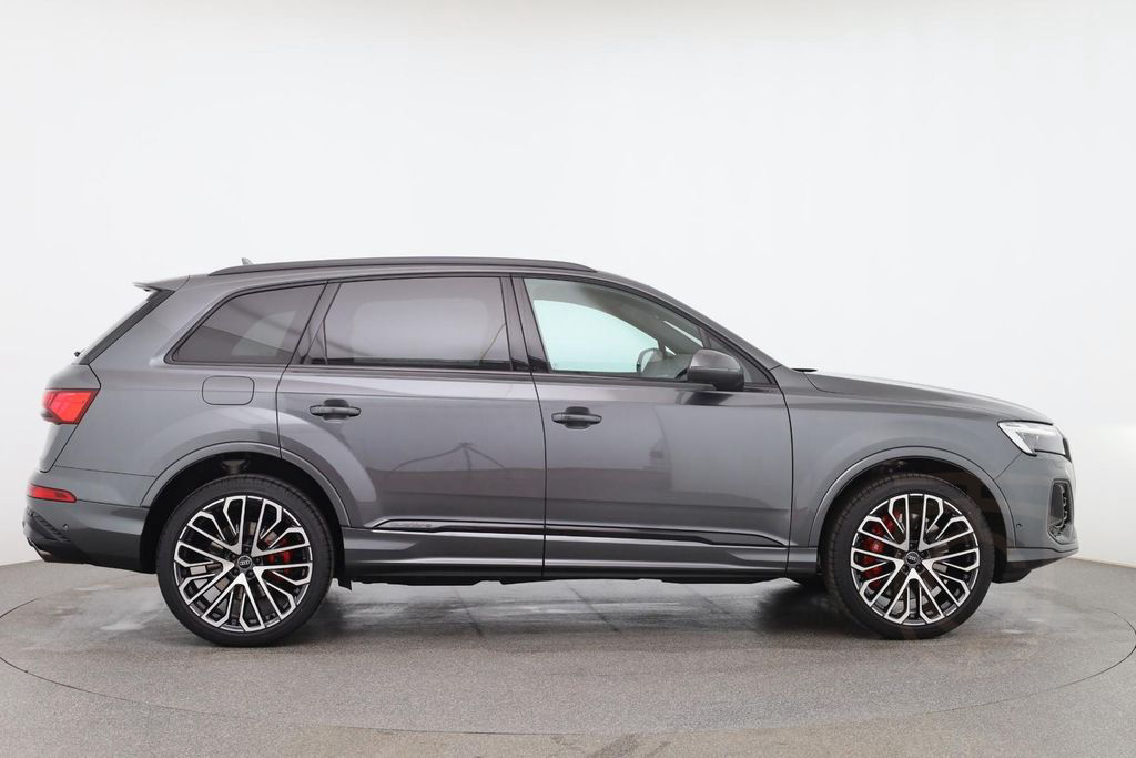Audi SQ7 TFSI quattro