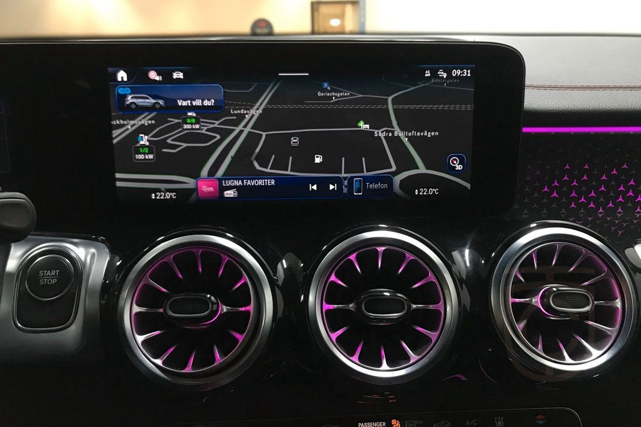 Mercedes-Benz EQB 250+ AMG