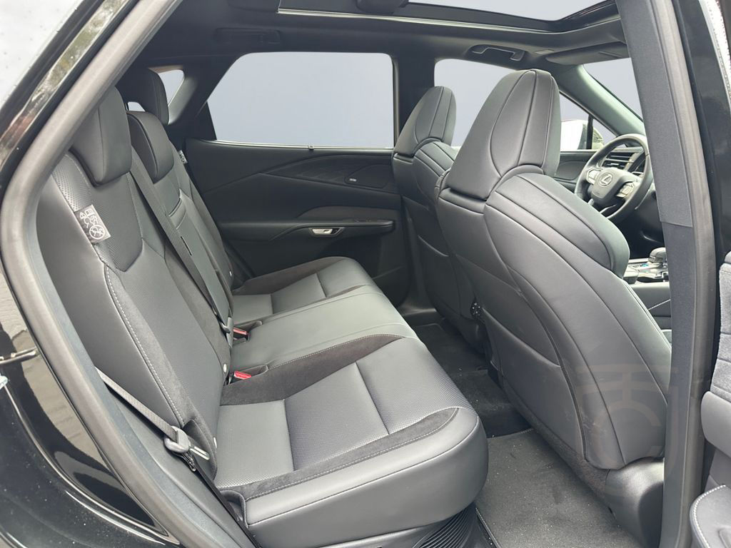 Lexus RX 500h F SPORT+ Interieur Paket & Panorama-Glas
