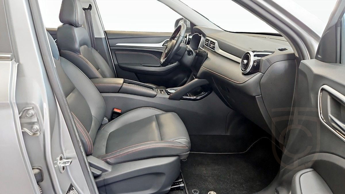 MG ZS EV LUXURY