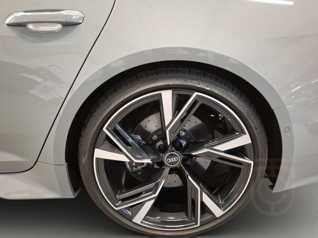 Audi RS 6 Avant 6 441(600) kW(PS)