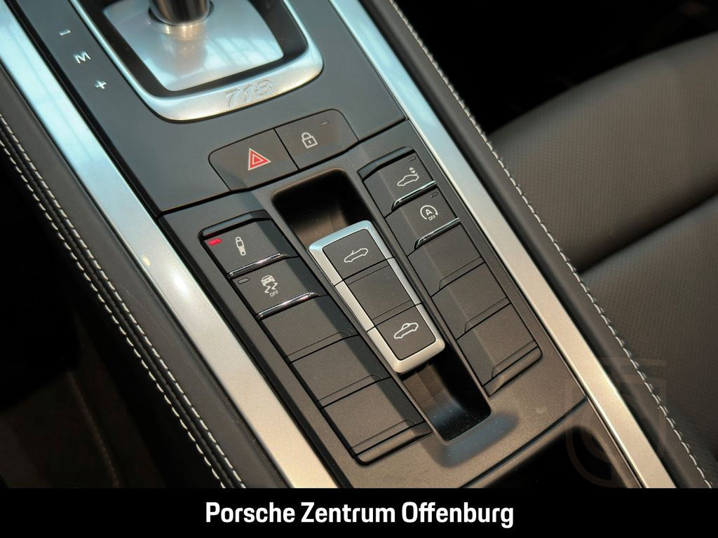 Porsche Boxster 718 Style Edition