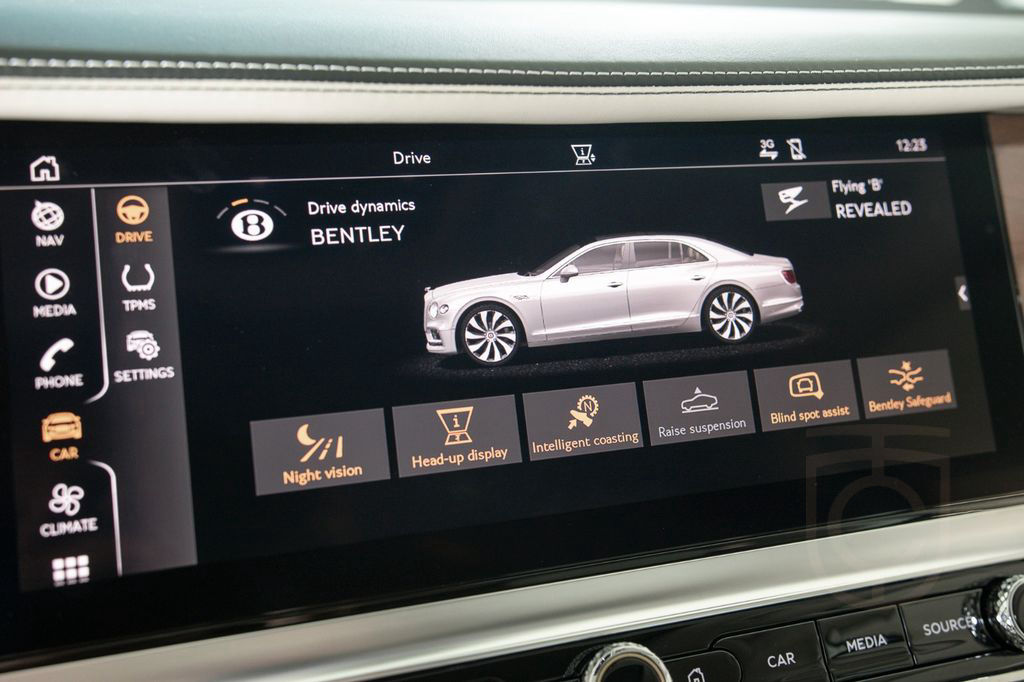 Bentley Flying Spur Azure Hybrid