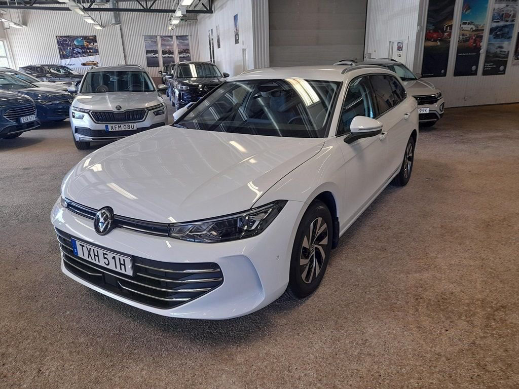 Volkswagen Passat BUSINESS 1.5 TSI ACT