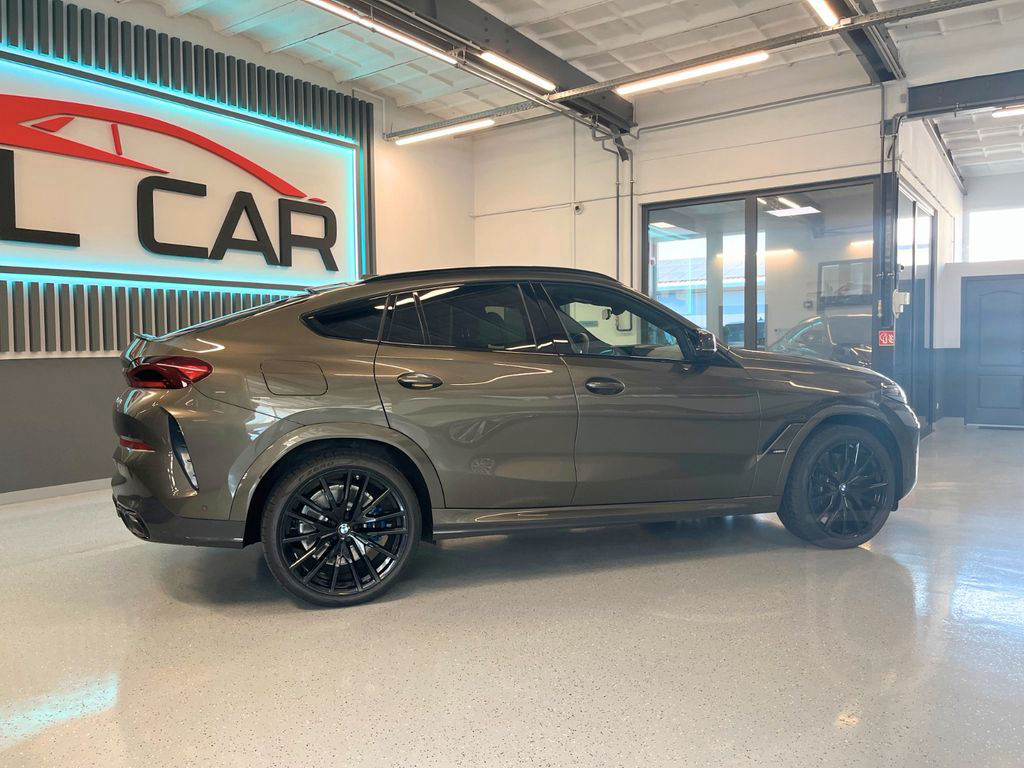 BMW X6 M60 i xDrive / HUD / PANO/ LED/ 360 KAMERA