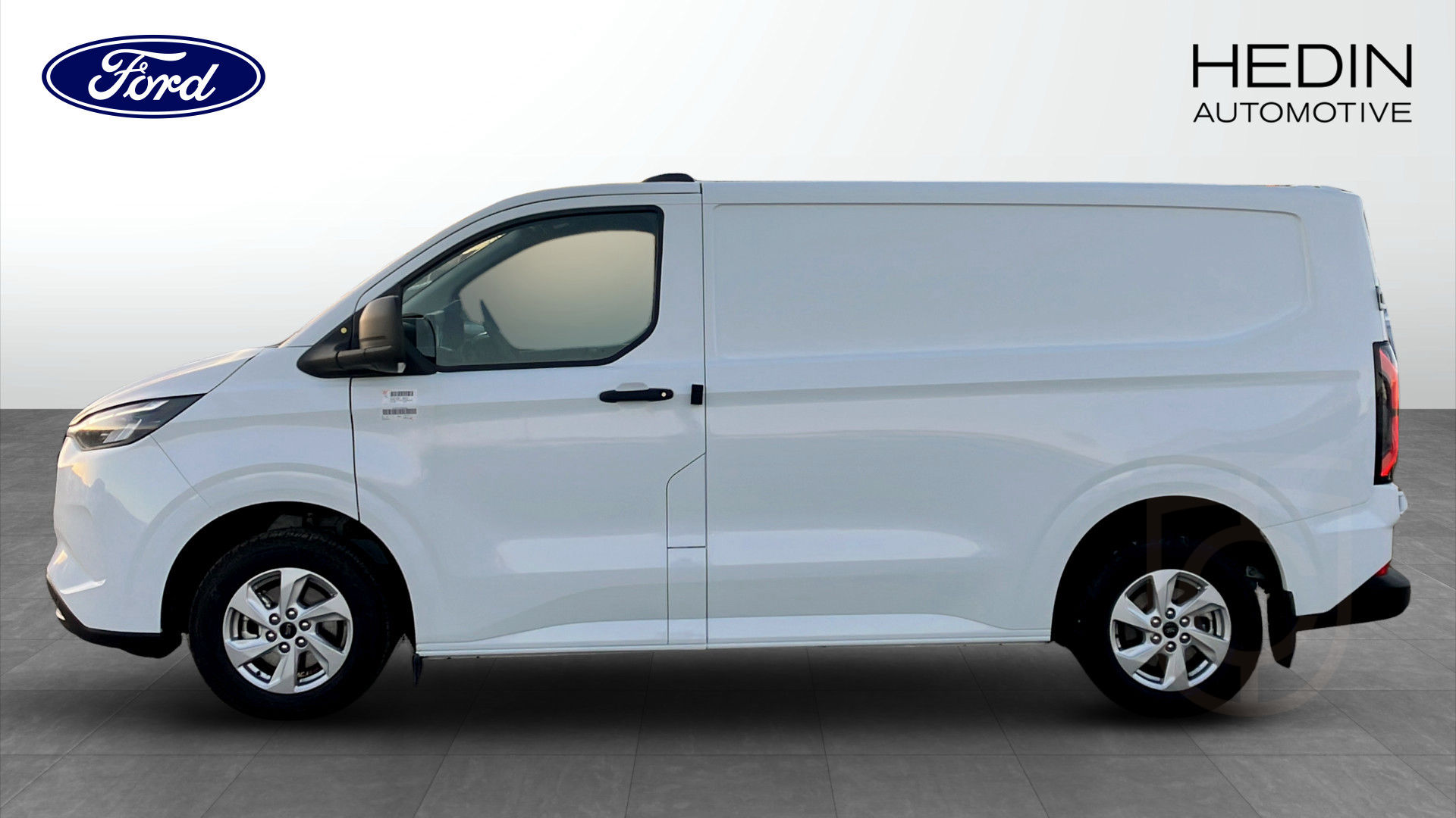 Ford E-Transit Custom 320