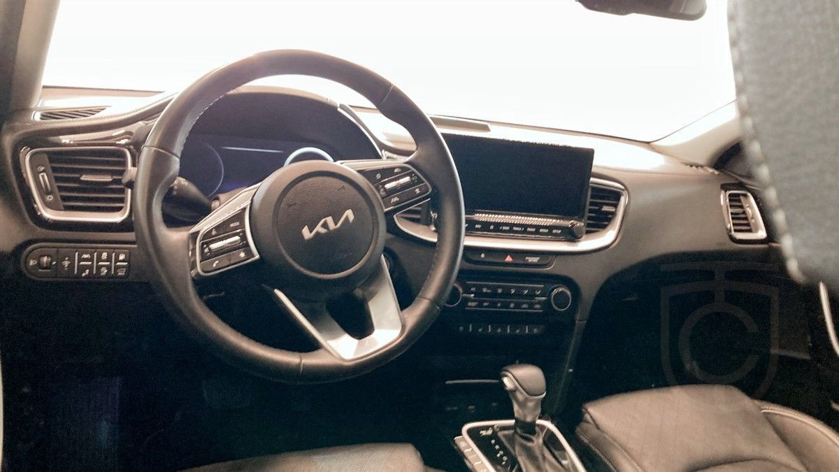 Kia Cee´d SW PHEV ADVANCE PLUS 2