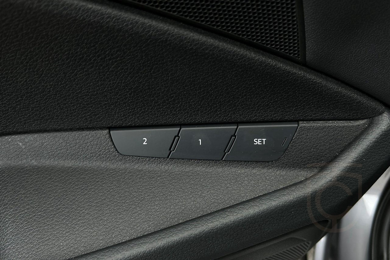 Audi E-Tron 55 Quattro Proline Svart Optik