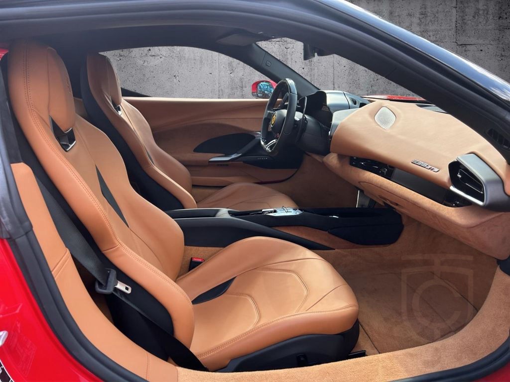 Ferrari 296 GTB Frontlift Parksensoren Rückfahrkamera