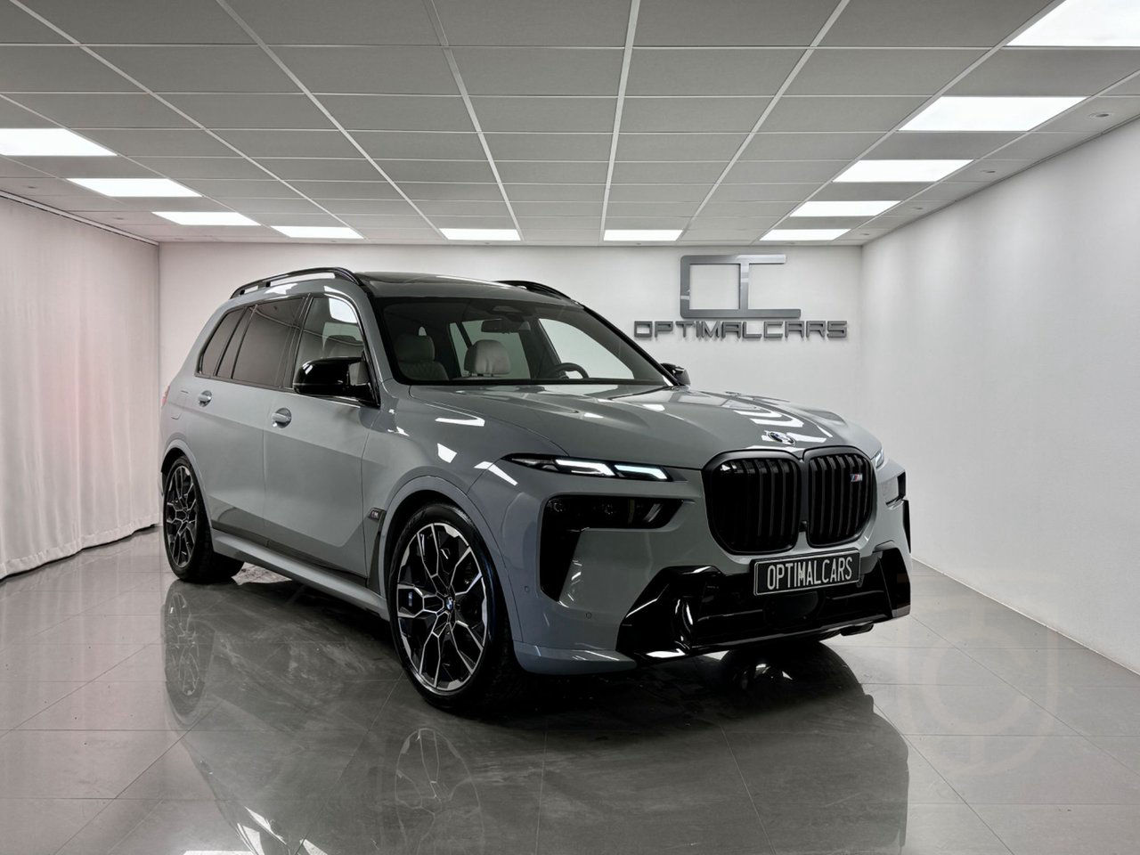 BMW X7 M60i xDrive