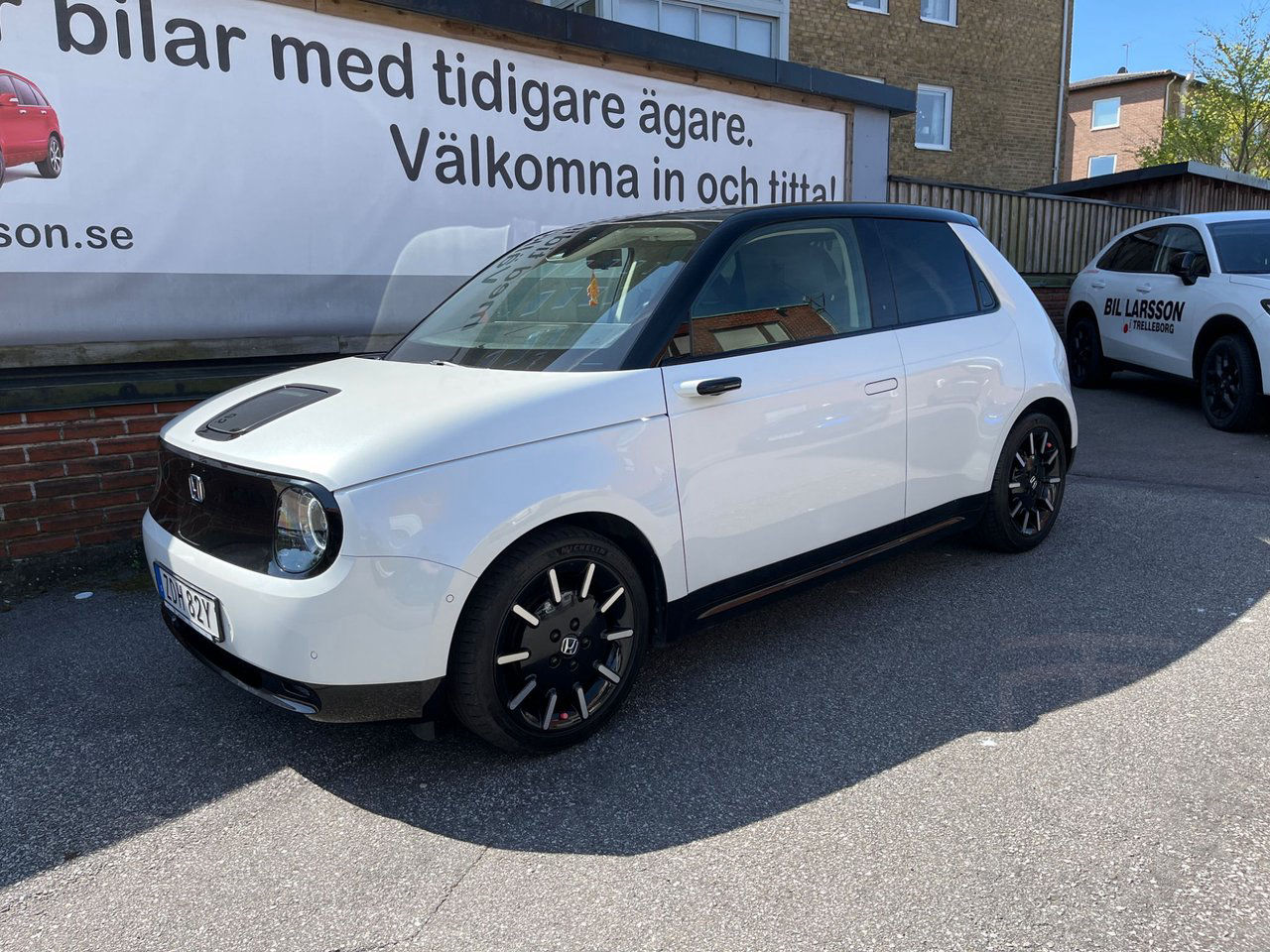 Honda E