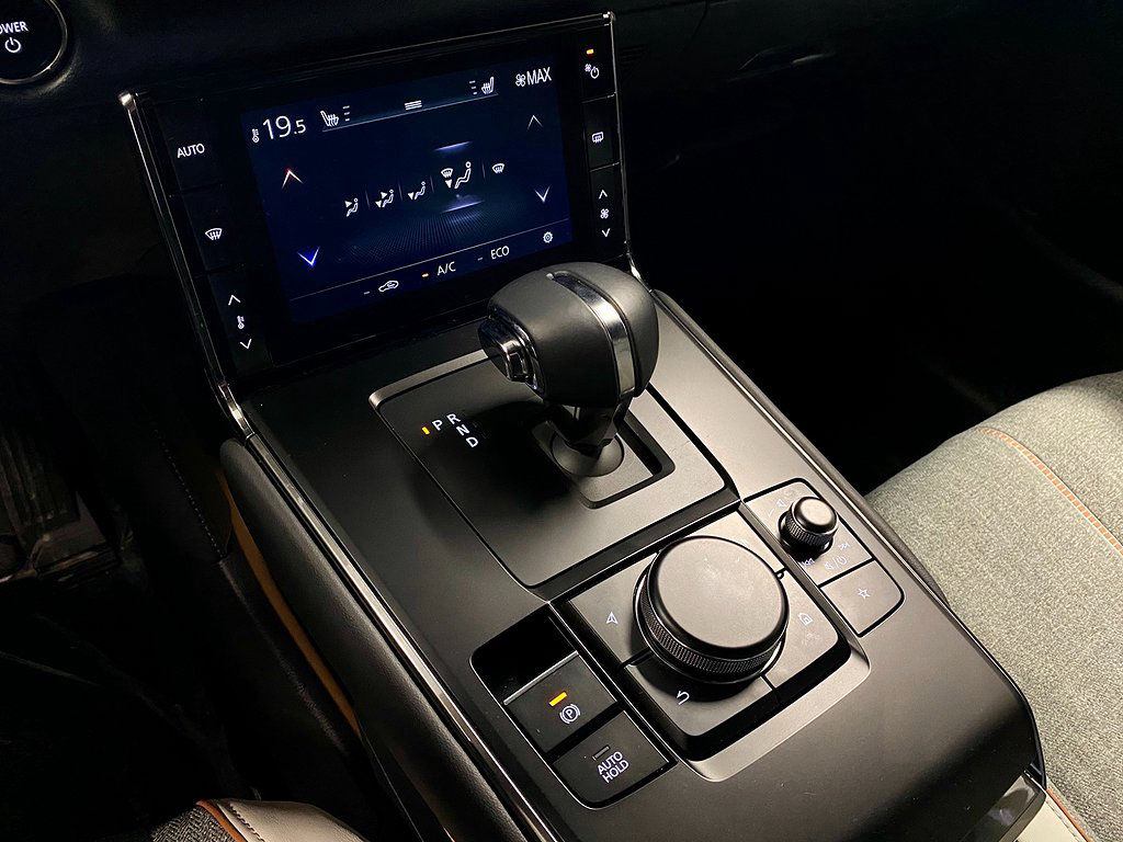 Mazda MX-30 e-SKYACTIV 143hk COSMO (DEMO)