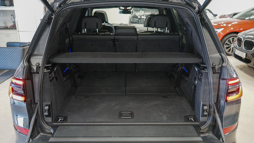 BMW X7 M60i xDrive